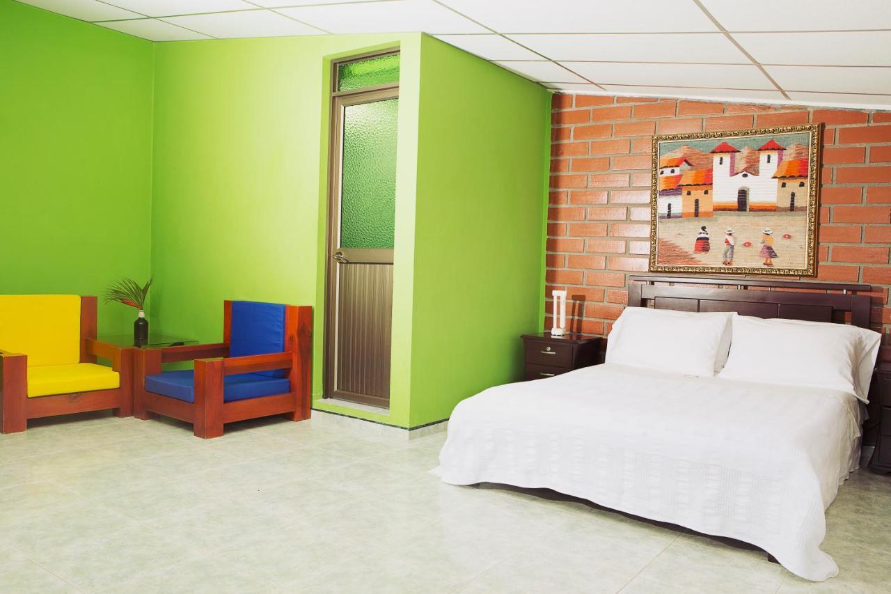 Palestina Ecohotel Chinchiná エクステリア 写真