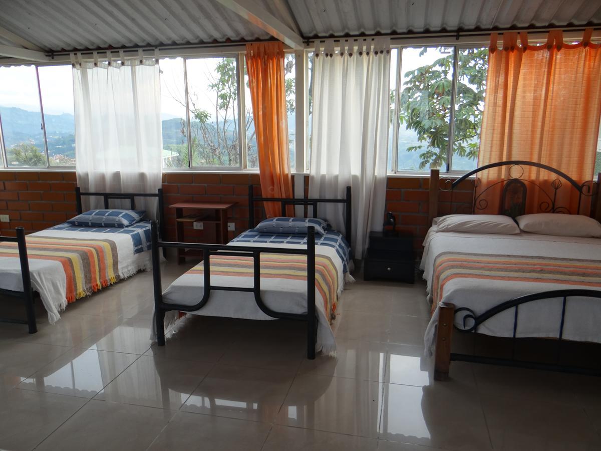 Palestina Ecohotel Chinchiná エクステリア 写真
