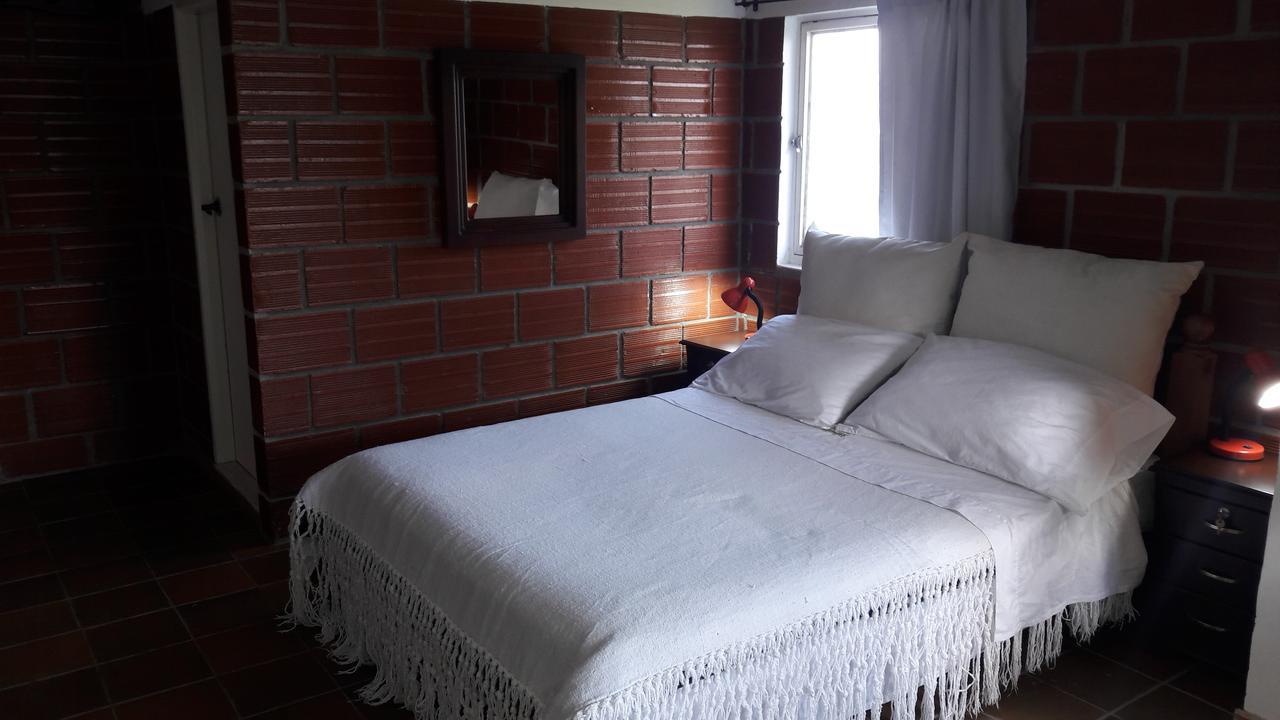 Palestina Ecohotel Chinchiná エクステリア 写真