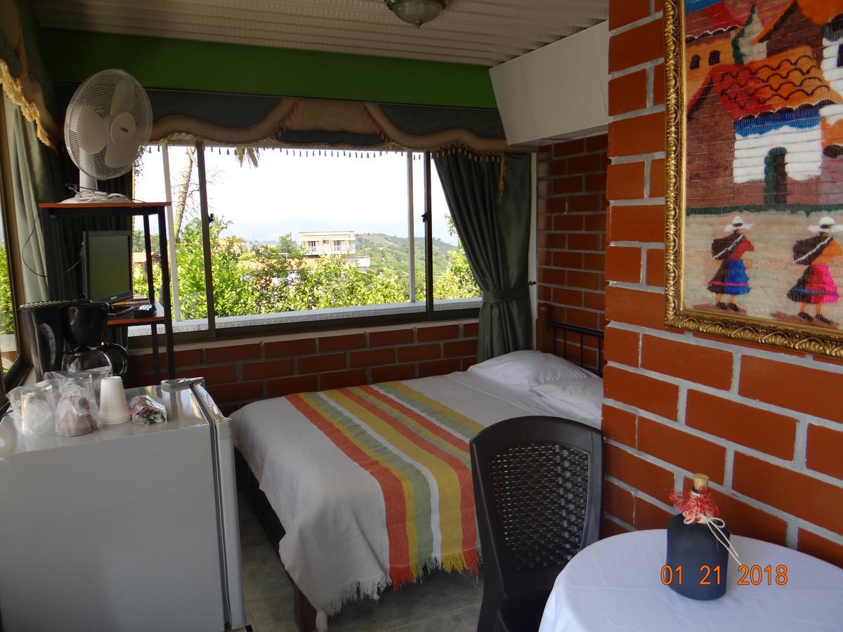 Palestina Ecohotel Chinchiná エクステリア 写真